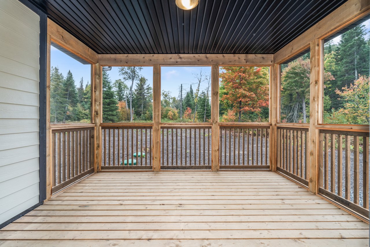 49 - 1053 GREENSVIEW DRIVE