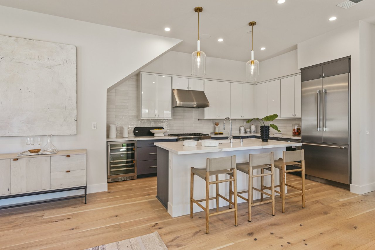 Mar Vista Collection Lot 5