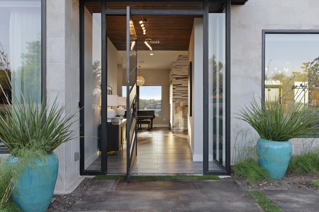 Spanish Oaks Luxury 
