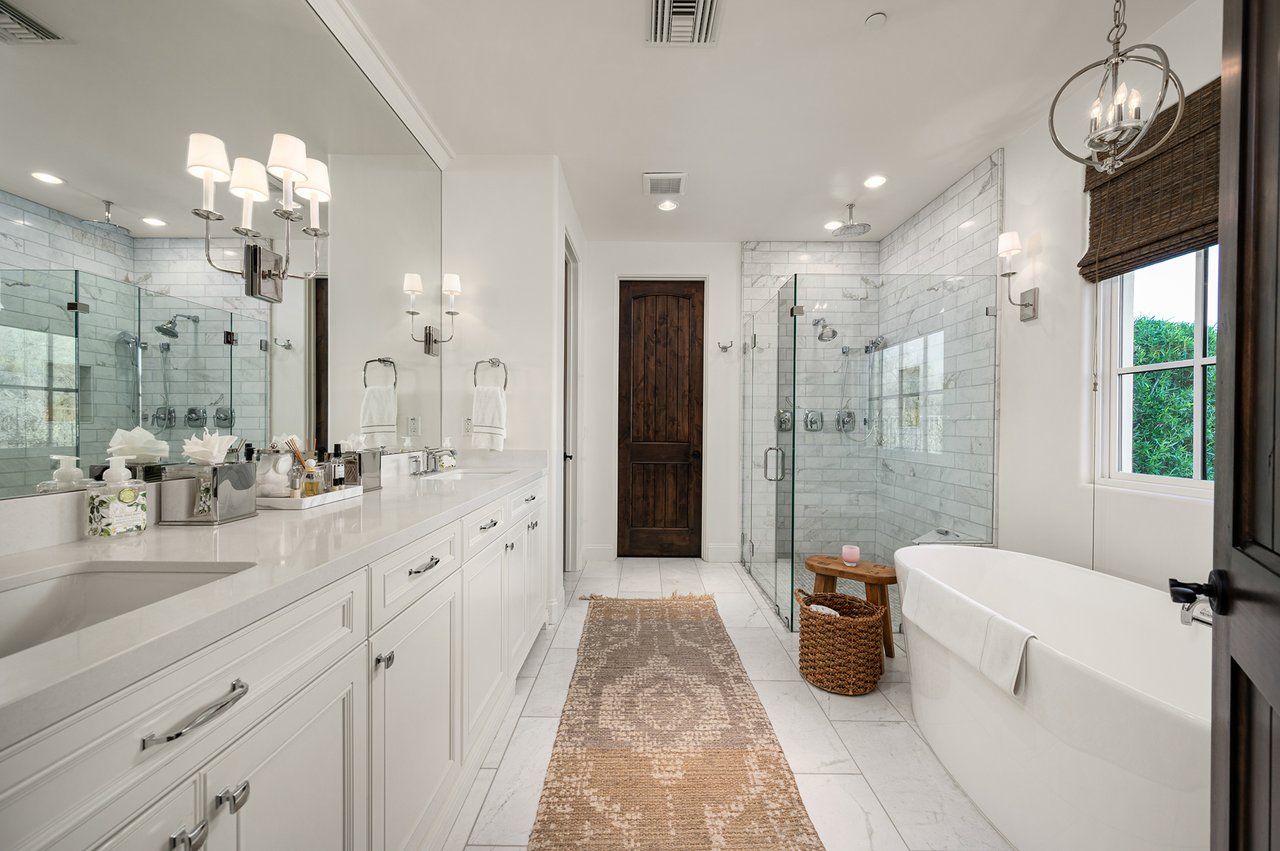 9483 E ROCKWOOD Drive