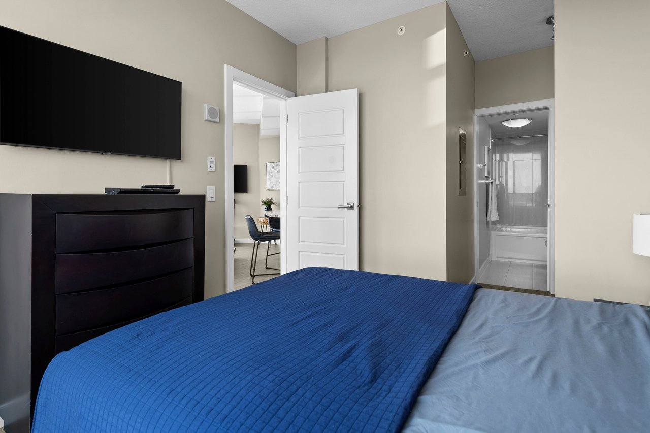 225 11 Avenue SE Unit: 2605