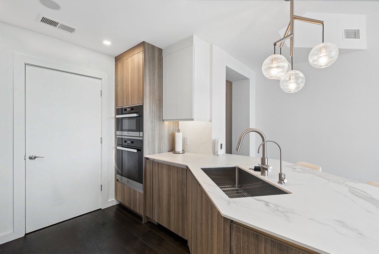 222 12th Street NE Unit 2105