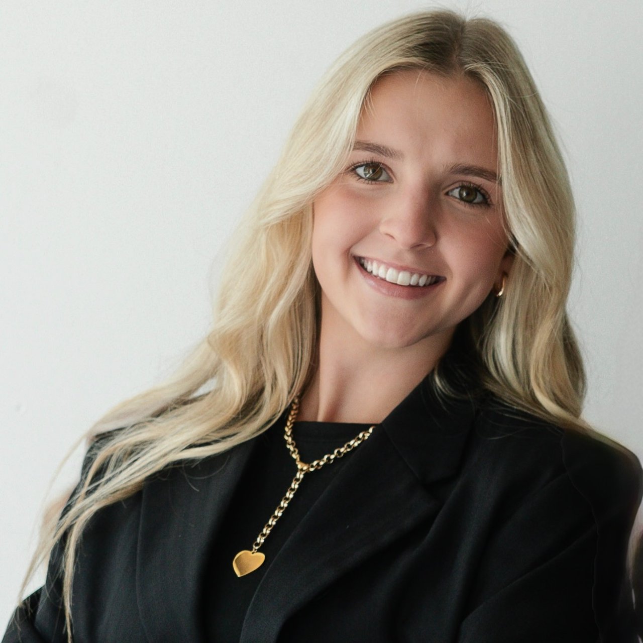 Arina Herd Greenville, SC Real Estate Agent Headshot