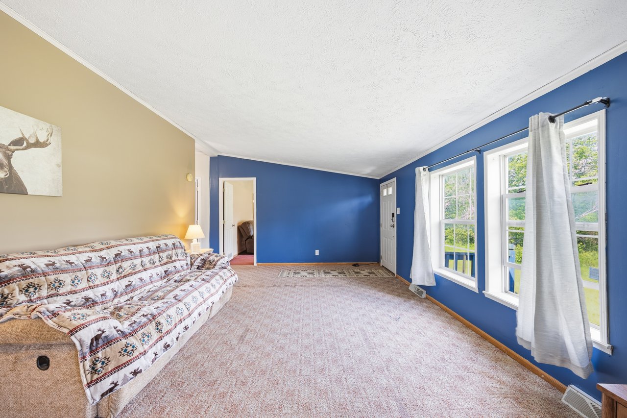 405 E Road