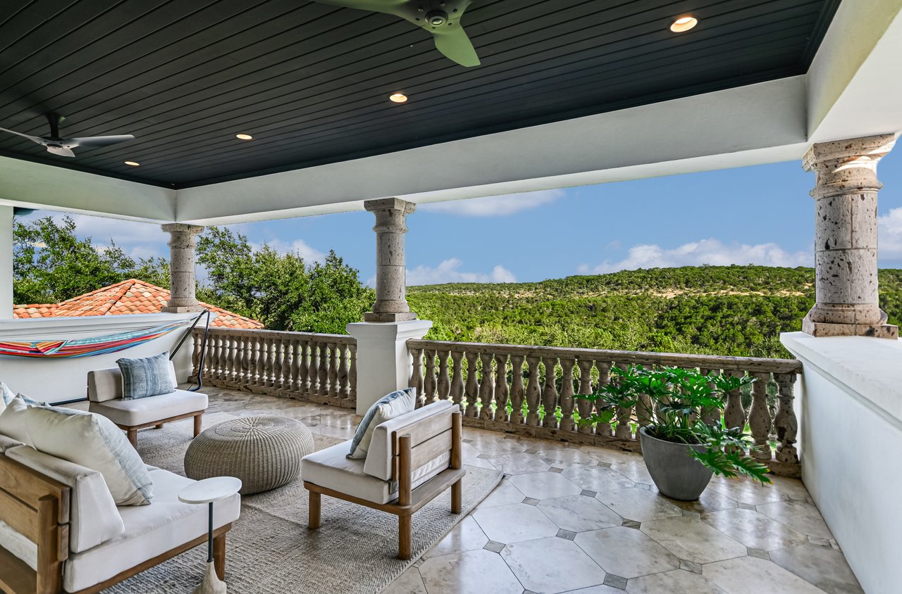 Estate on Mirador