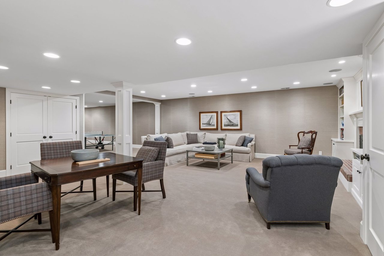 235 Hollander Road, Wayzata
