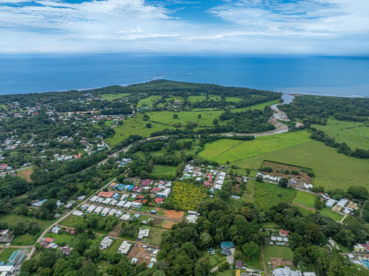Uvita Home in Jardines del Sol with Private Pool and Dual Suites