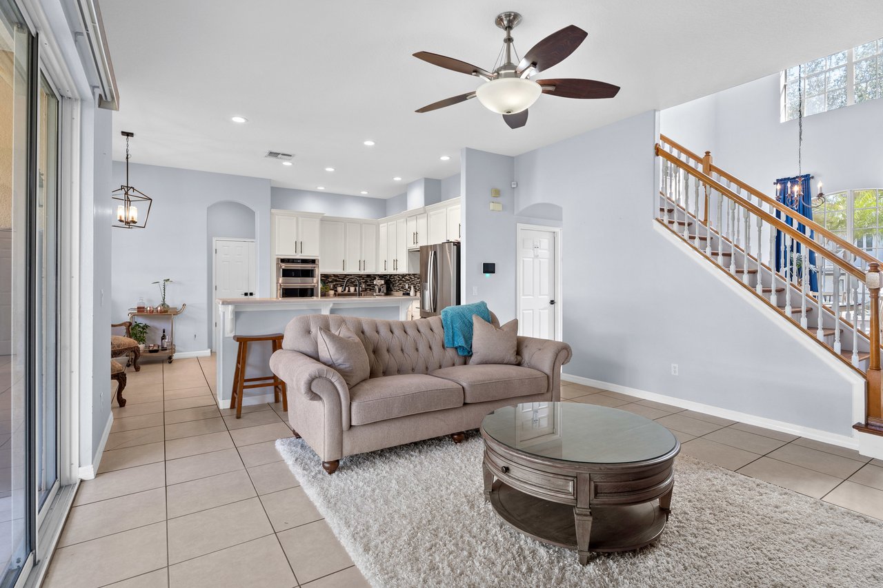 619 Largovista Dr