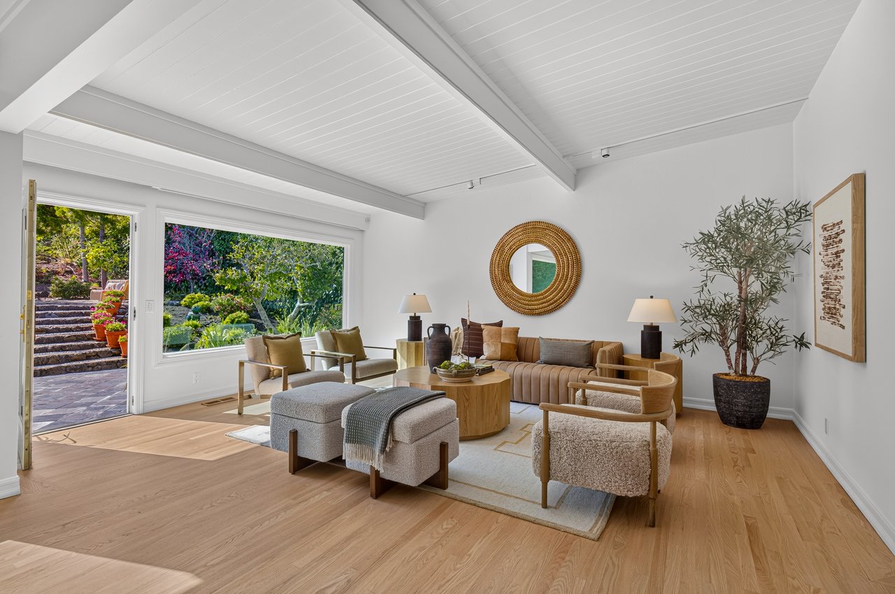 Belvedere Gem on an Incredible Lot