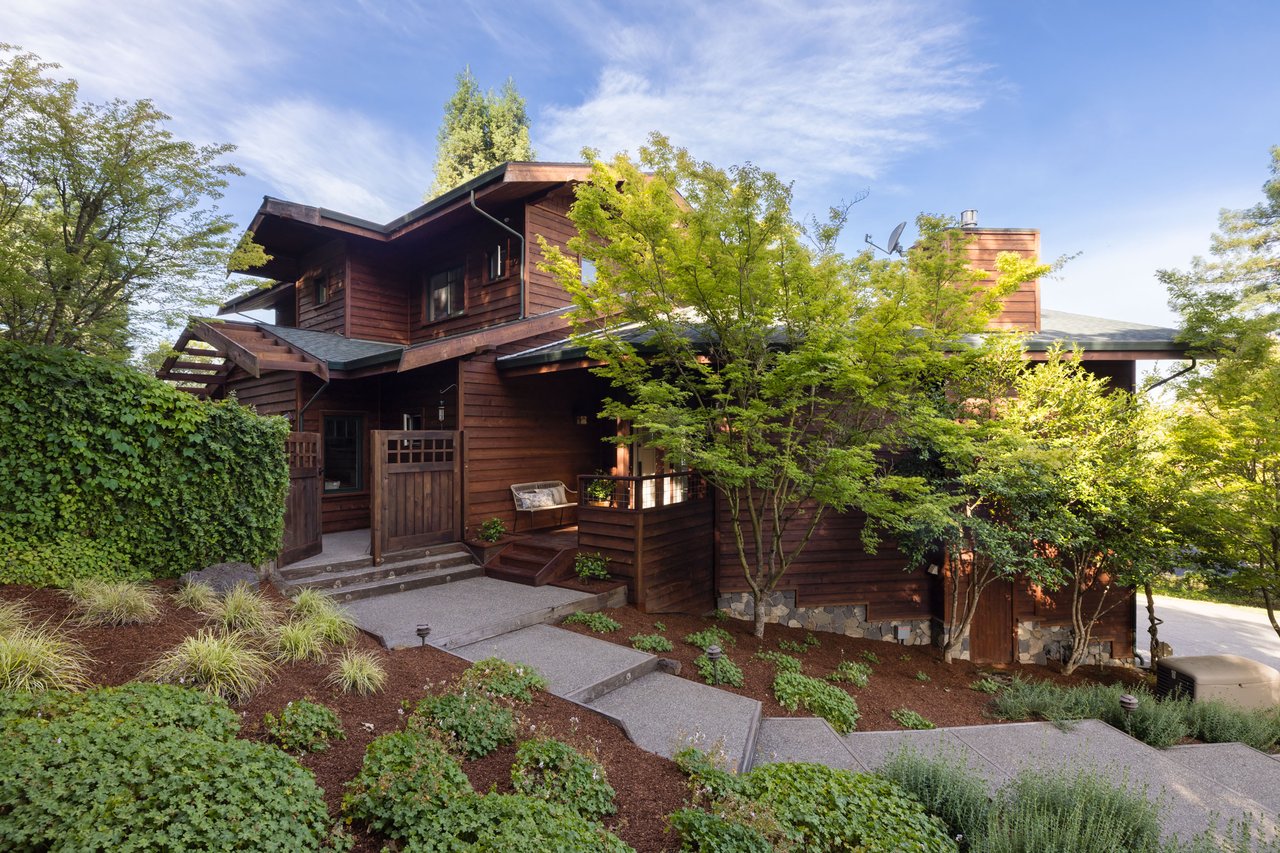 2487 Incline Dr