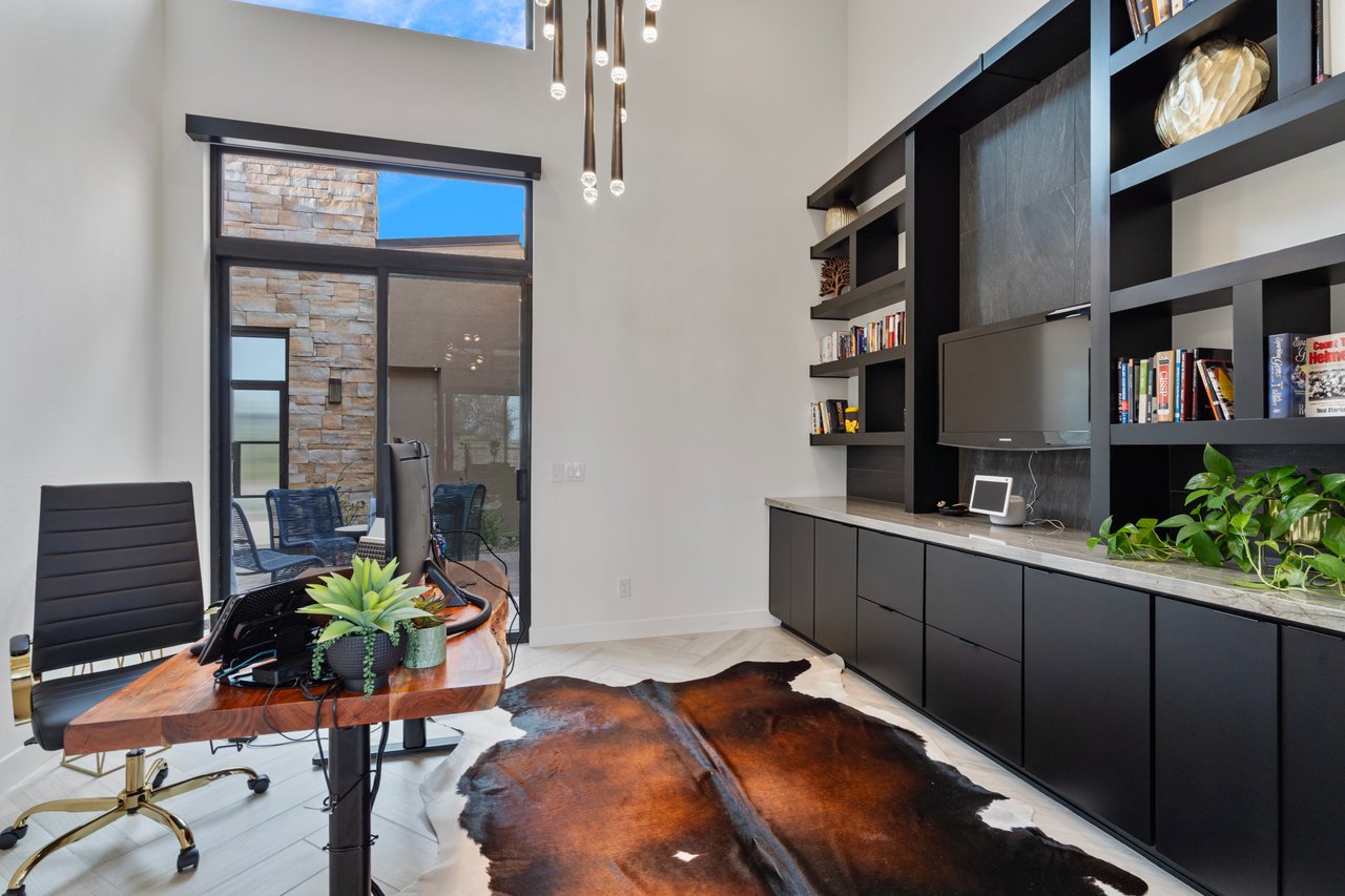 17237 E DESERT VISTA Trail