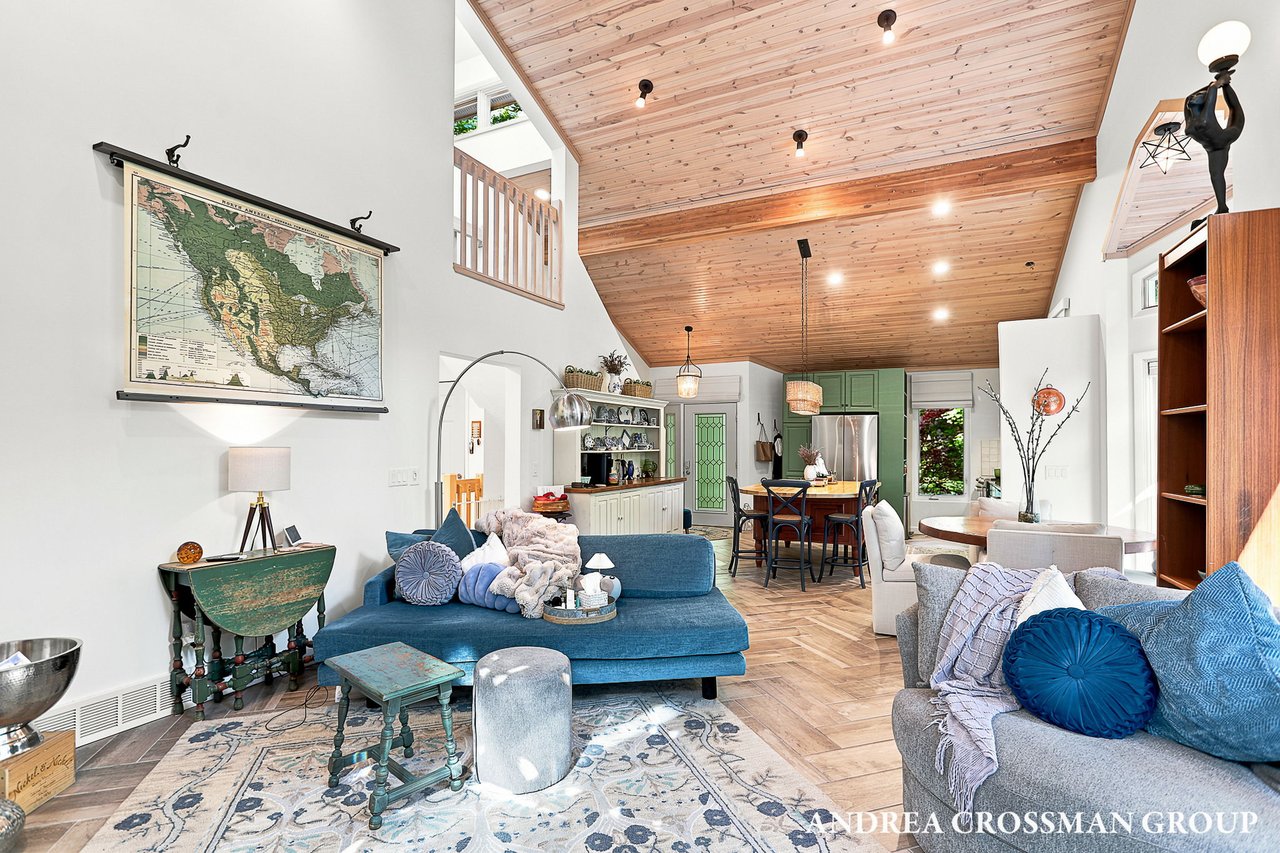 1215 Ash Drive