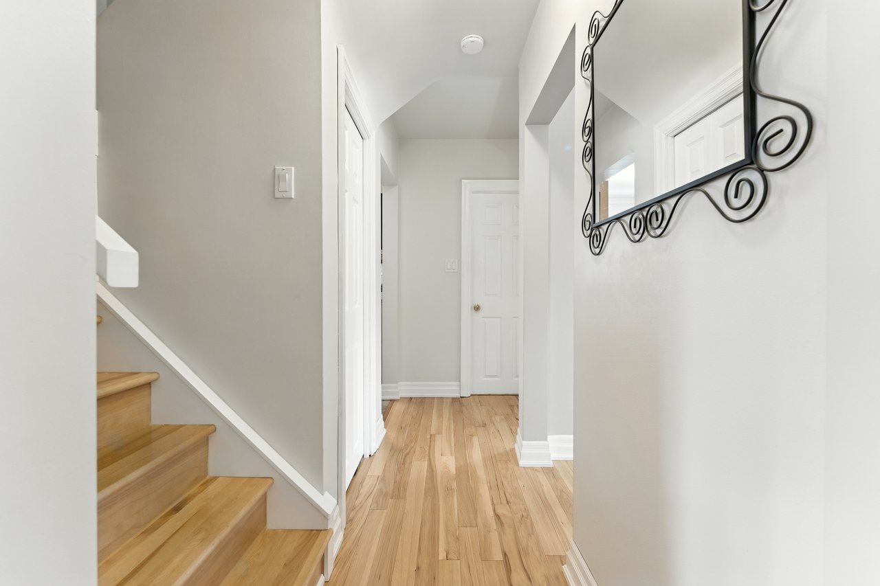 4 Fulham Dr