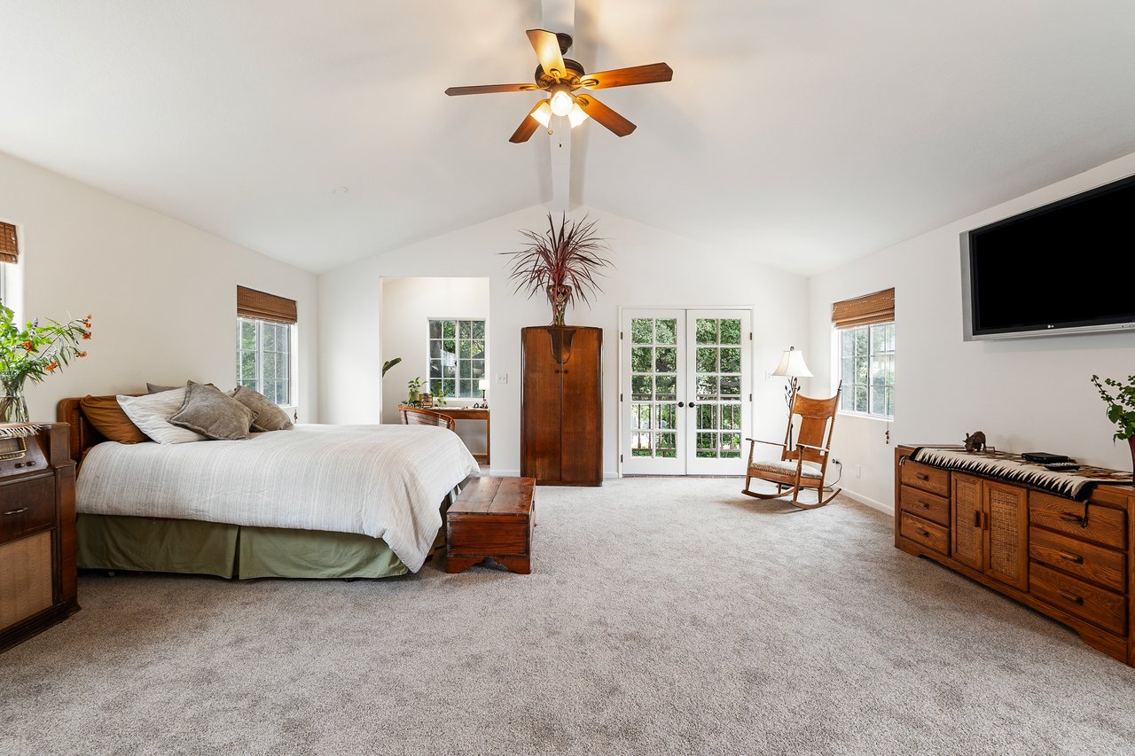 4333 Vantage Ave, Studio City