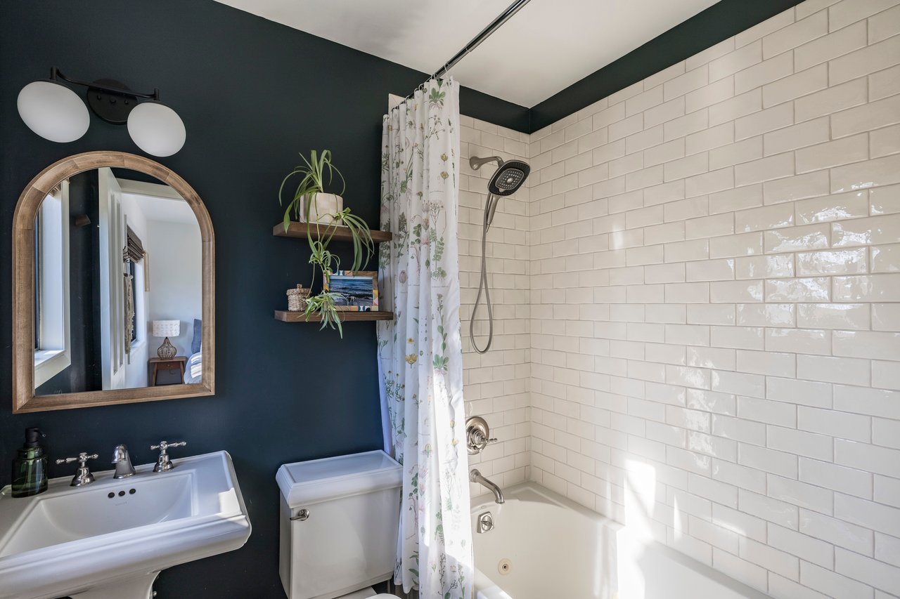 268 Fresh Pond Road, Amagansett