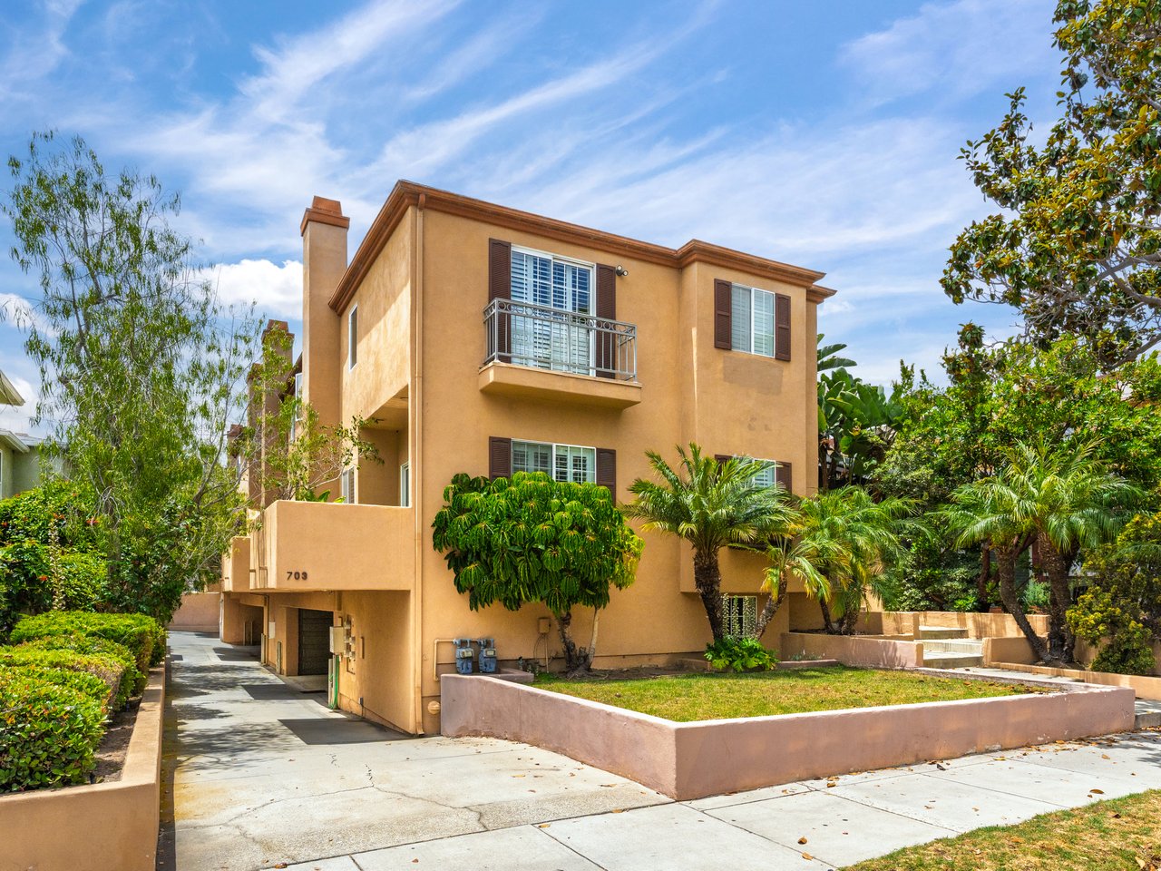 703 Main St. Unit 2