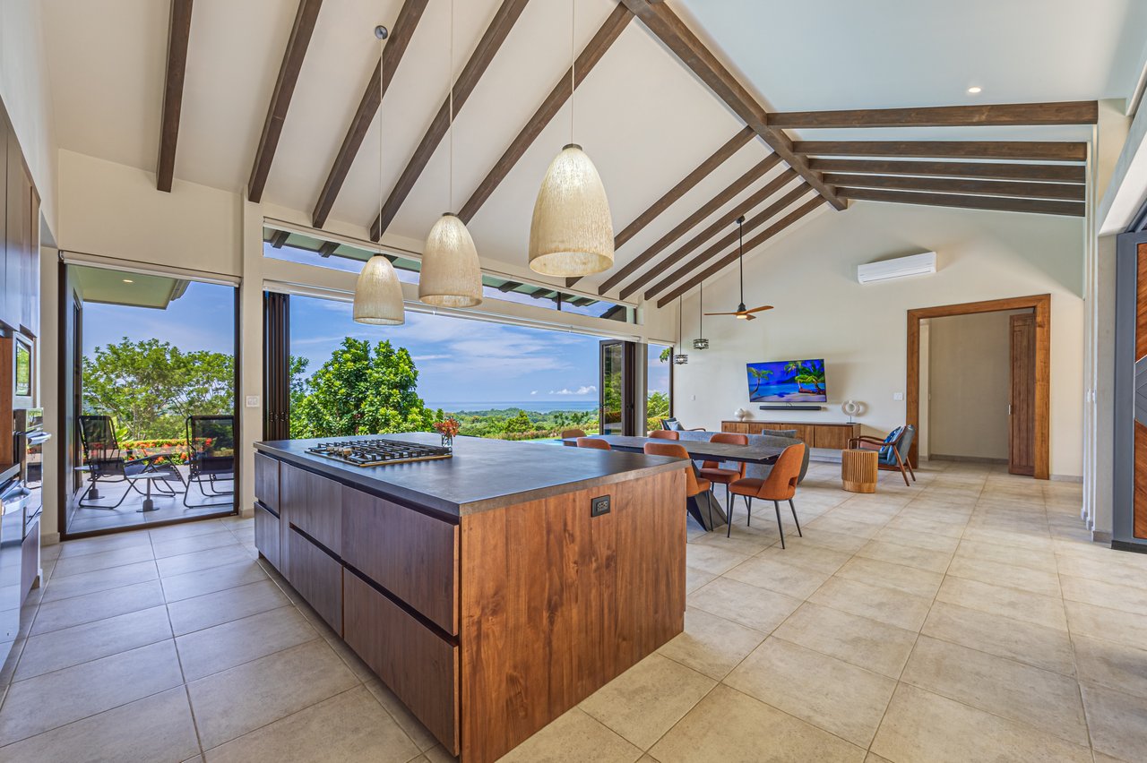 Stunning Ocean & Sunset View Home