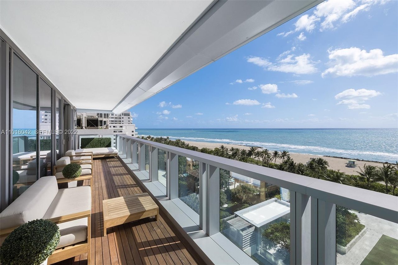 2901 Collins Ave, #901