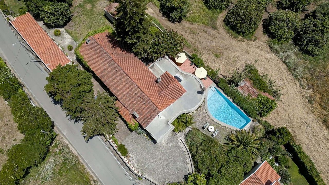 Exclusive Family Villa with Expansive Gardens Near Sintra’s UNESCO Heritage Centre