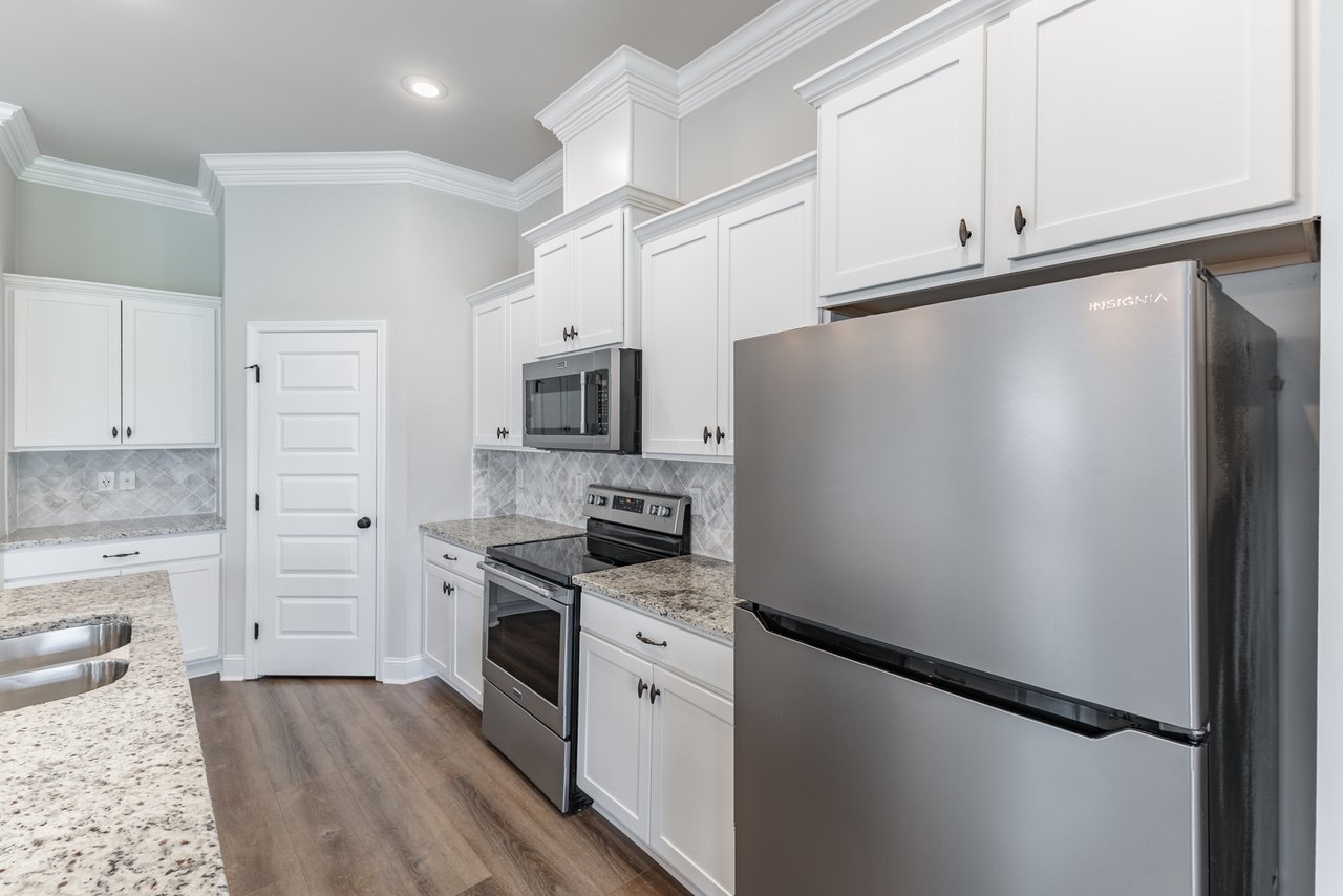 Prime Madison Location with Community Amenities