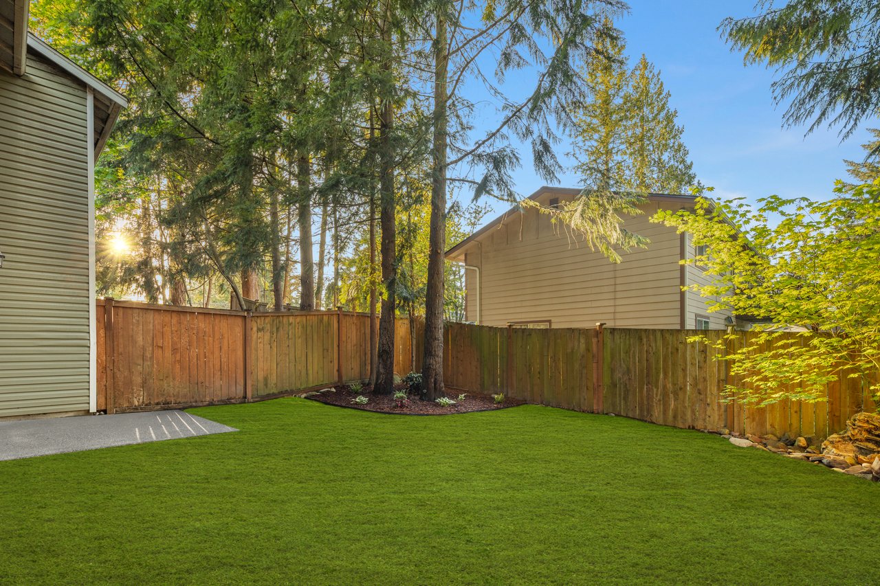 7510 193rd Avenue E Unit: 1&2