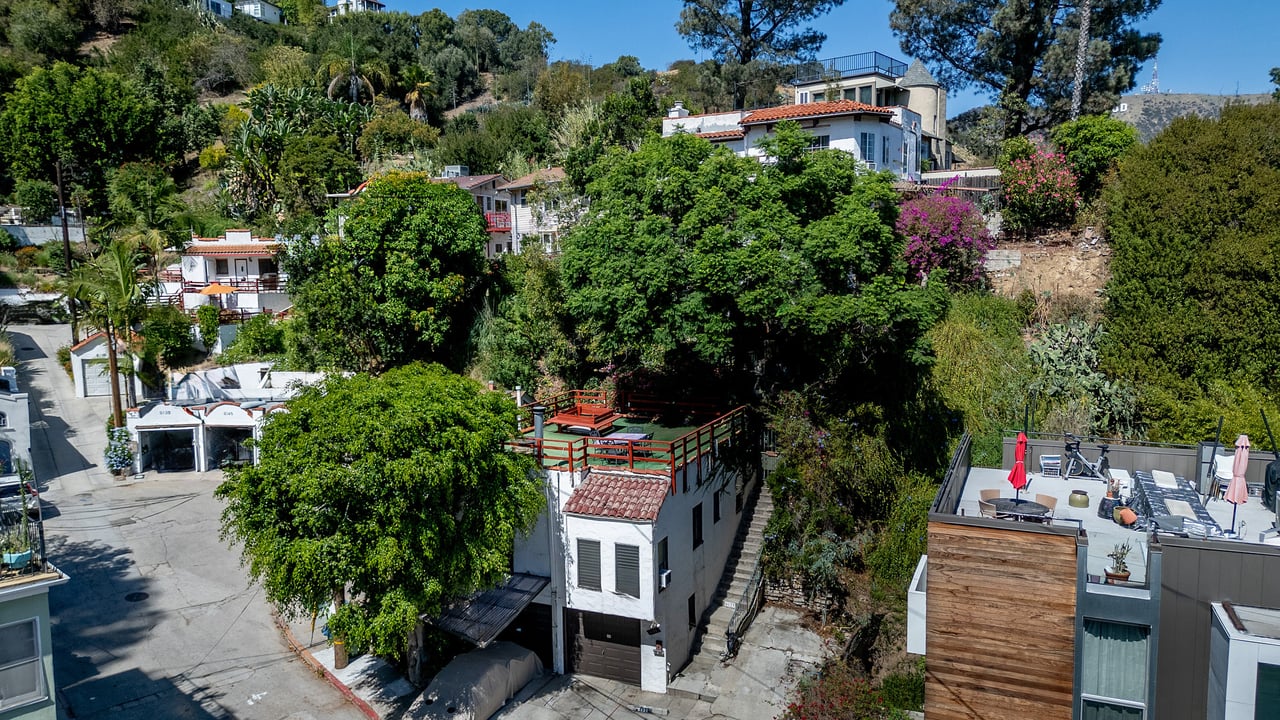 6131 Glen Tower St.
