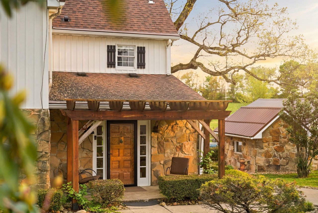 EXCLUSIVE - 232 Whitestown Road