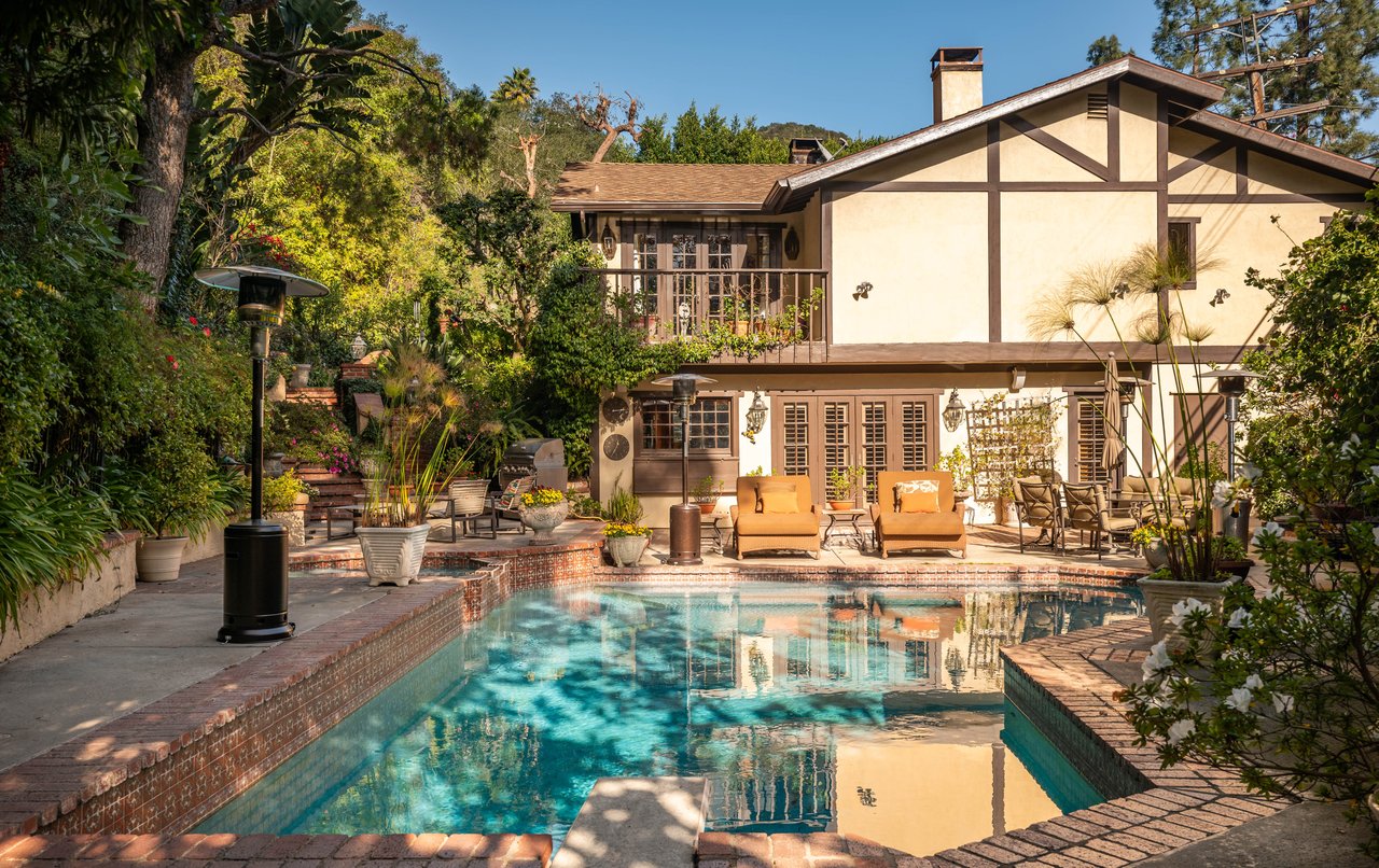 9415 Cherokee Ln, Beverly Hills