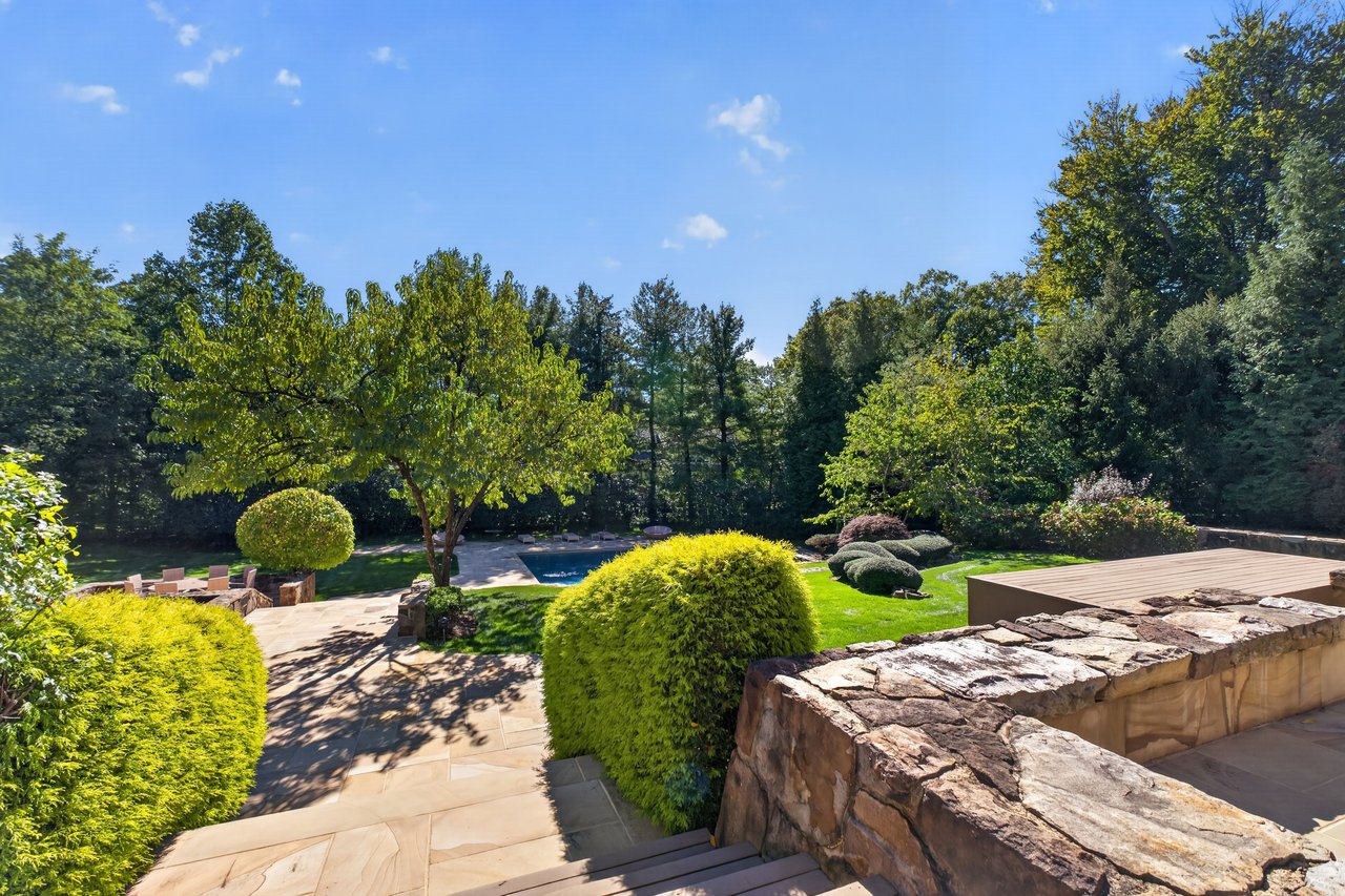 15 Horseshoe Road (Long Island)