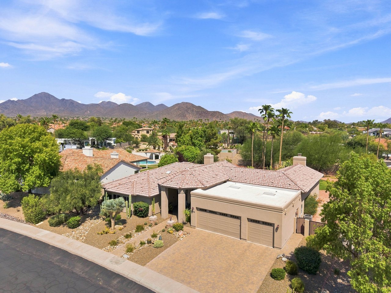 10195 E CORRINE Drive