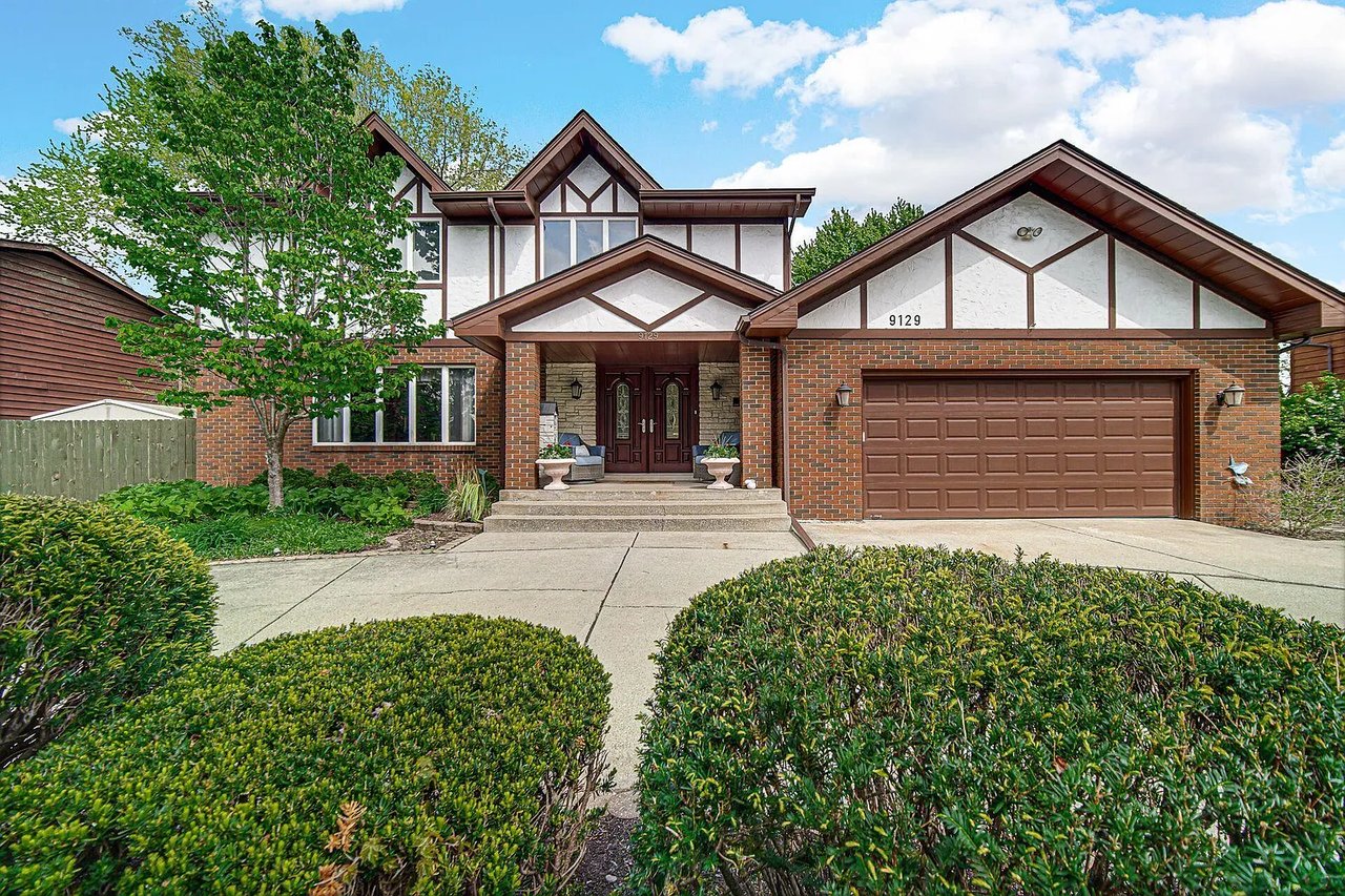 9129 Southwood Dr