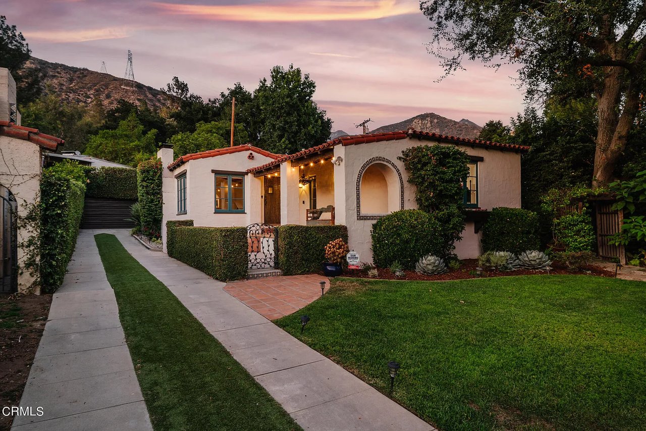 1961 Skyview Dr
