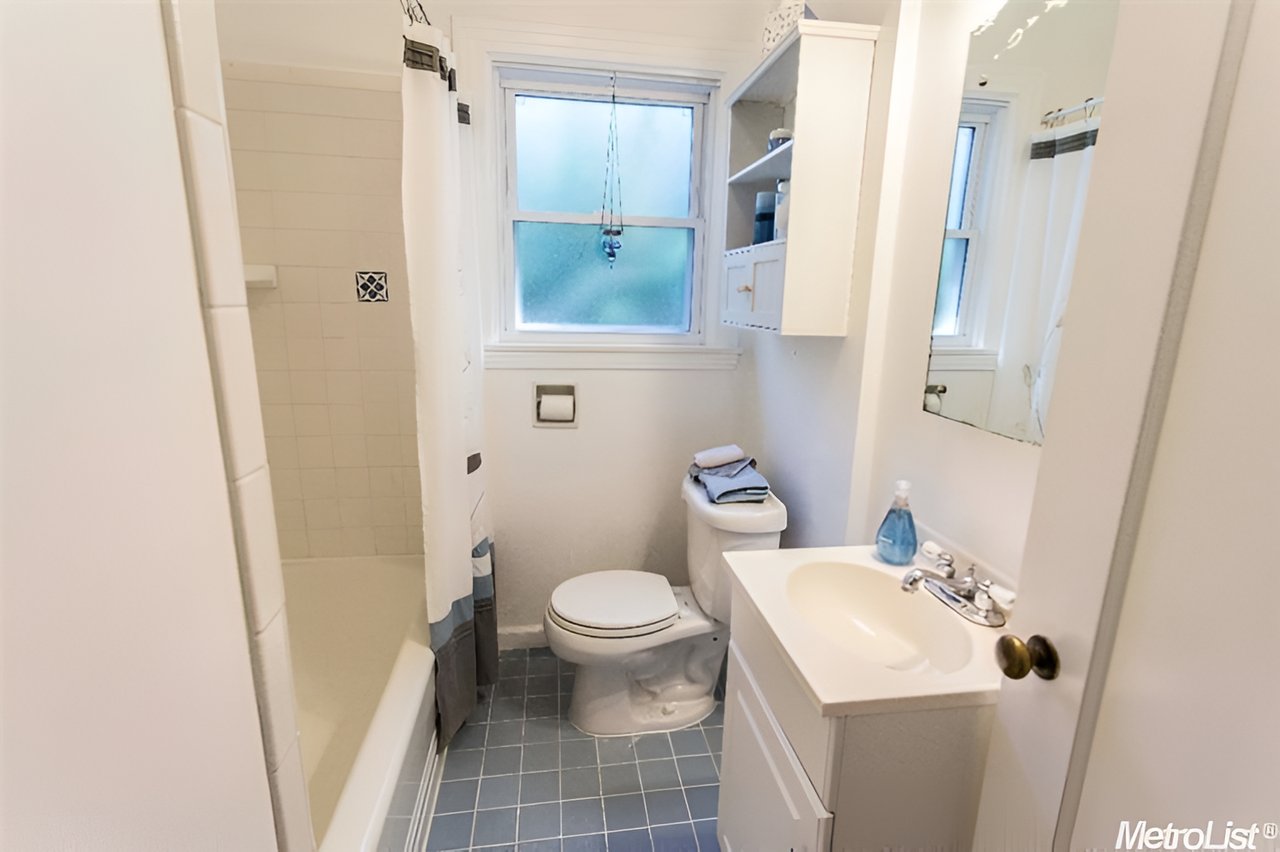 Just Sold in East Sac!