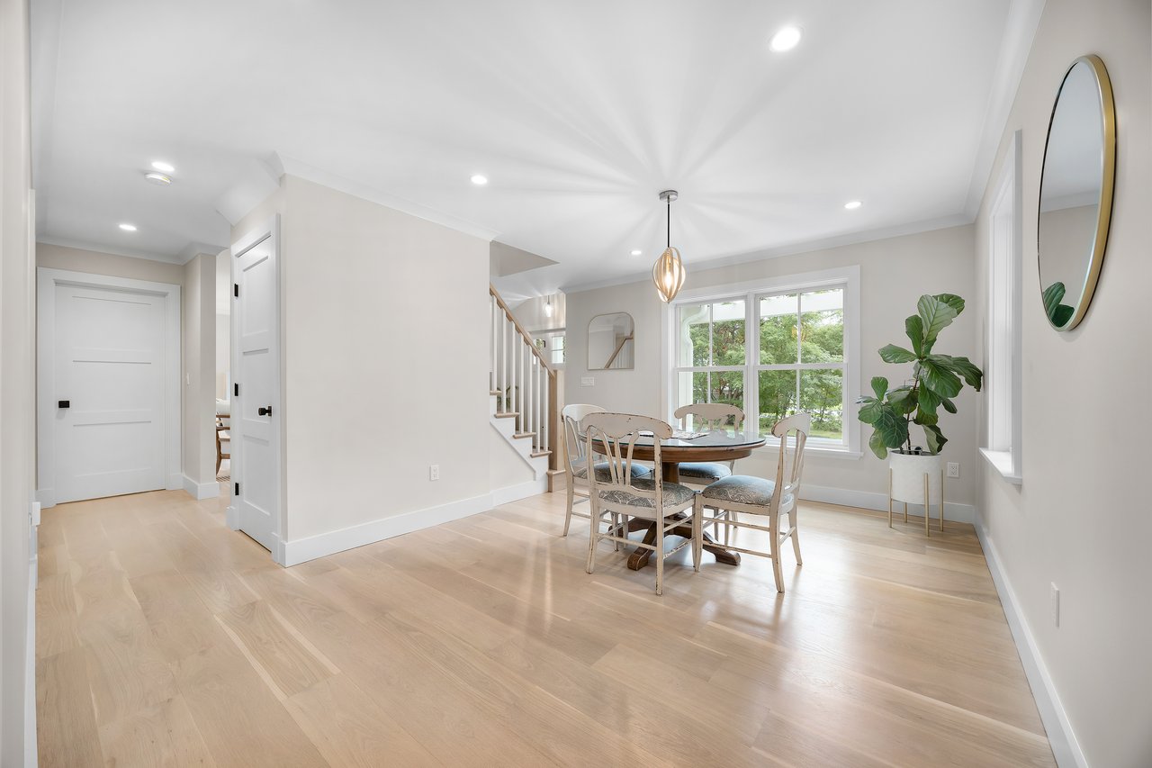Pristine University Area Colonial