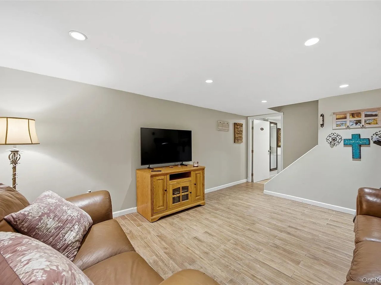55 Pine St