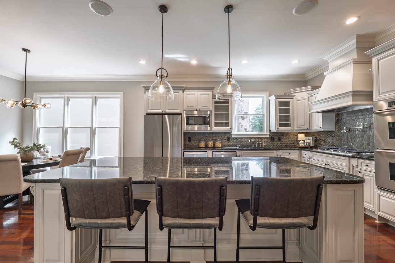 3680 Milton Park Drive