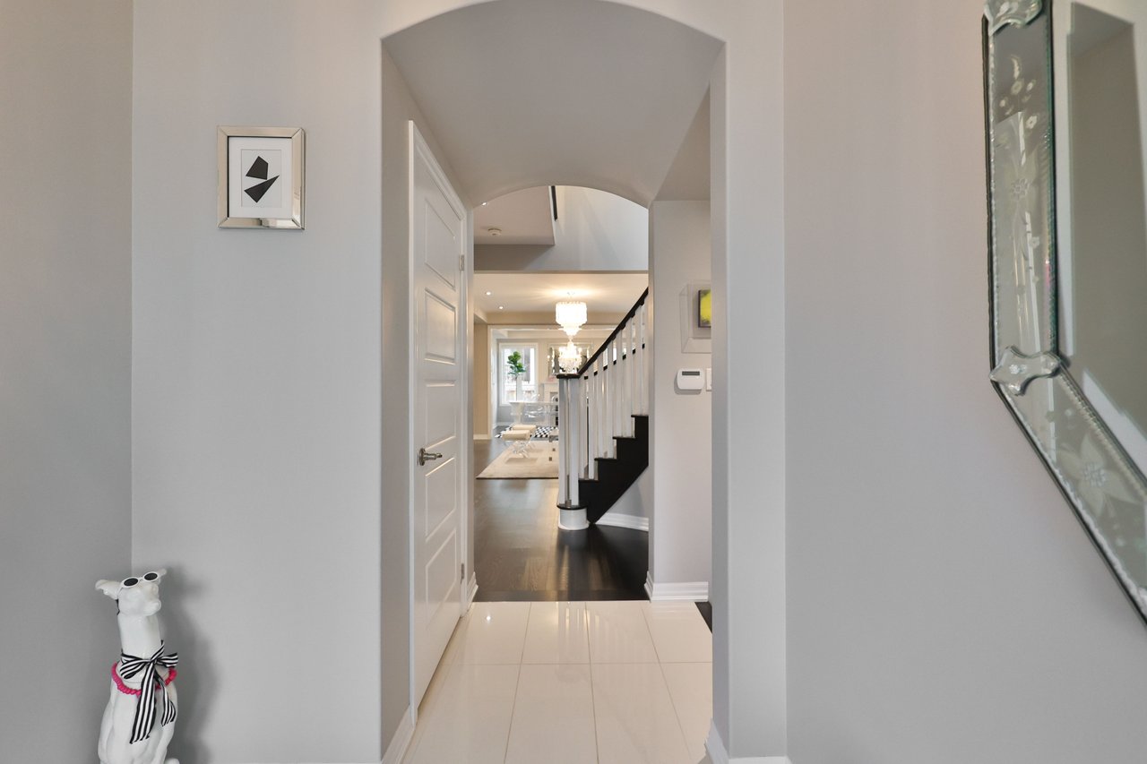 3205 Violet Gardens, Oakville