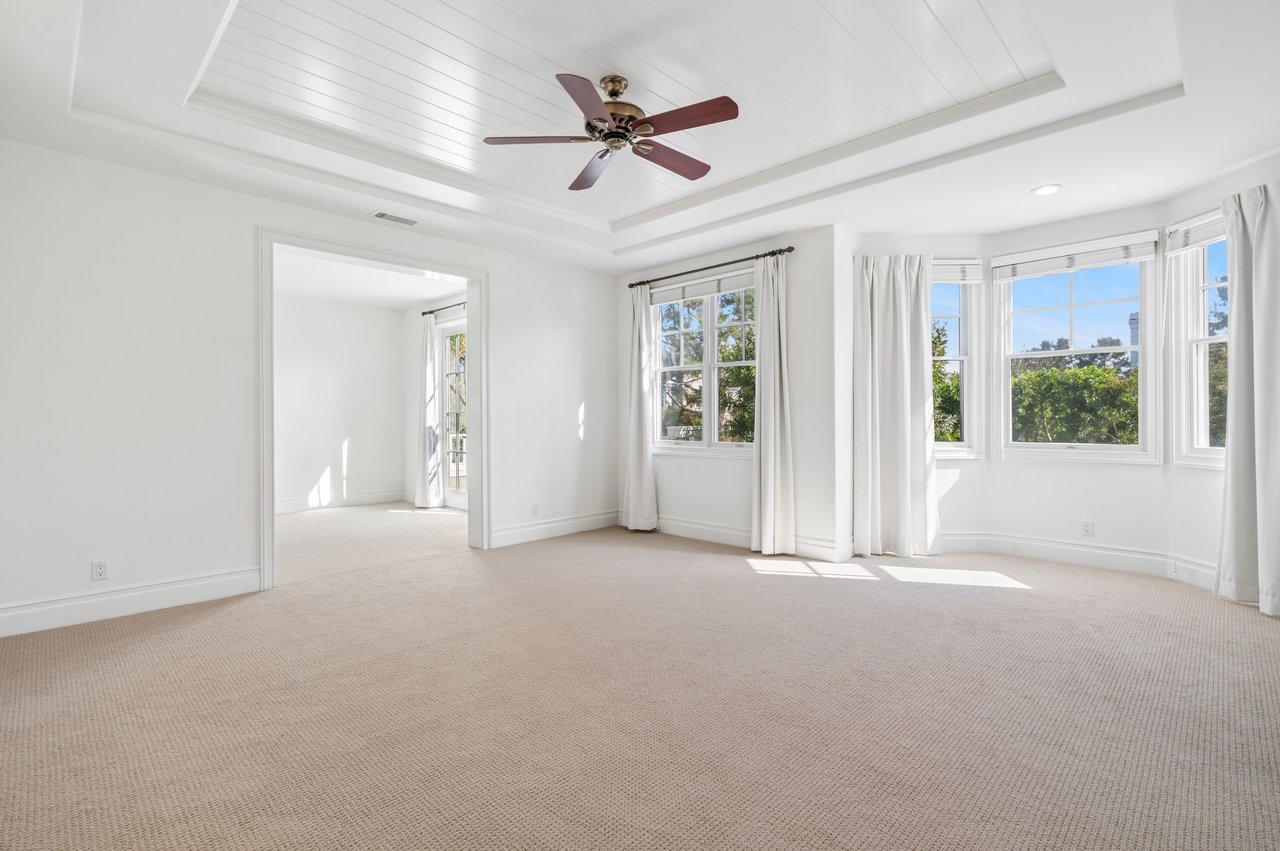 15 Jupiter Hills Drive