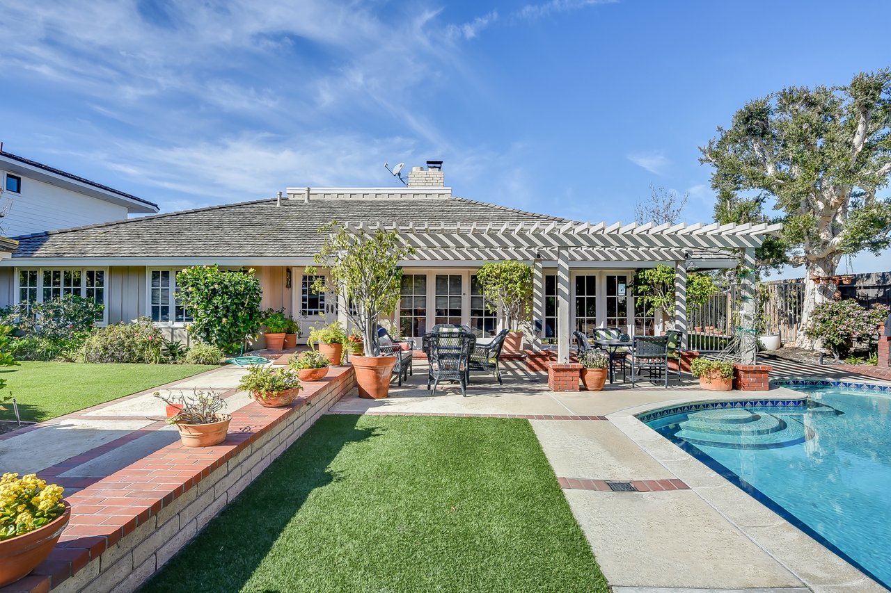2507 Alta Vista Dr