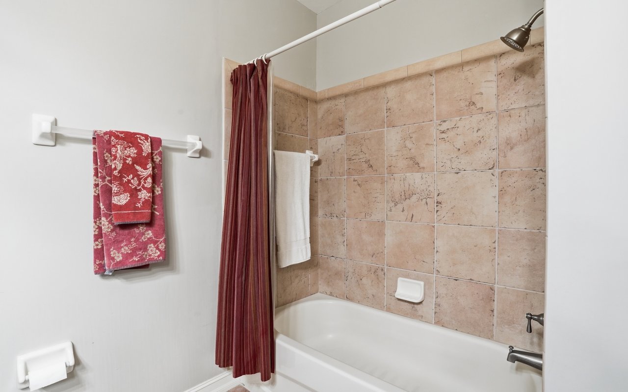 9250 Triana Ter #203