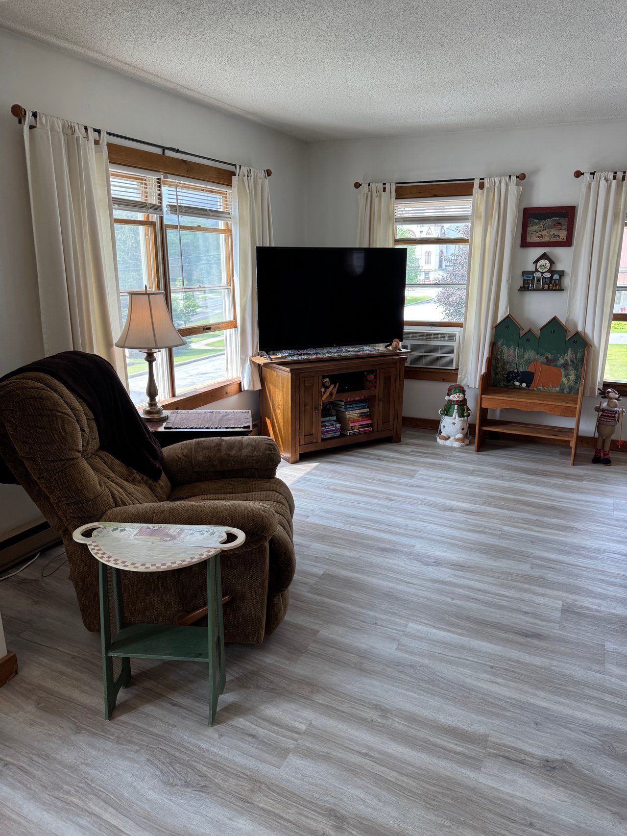 85 Main St, Village Green #309