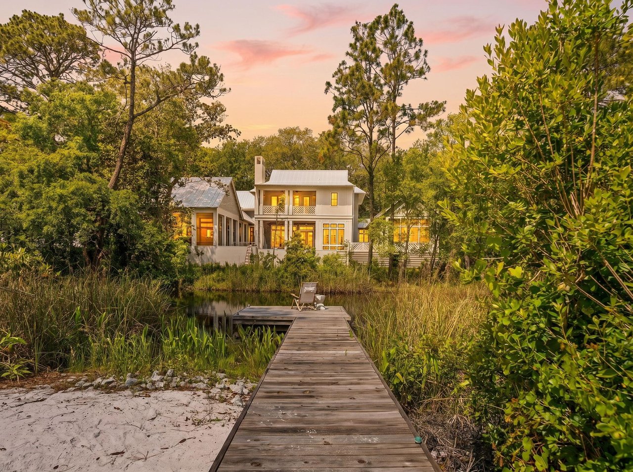 Why Luxury Buyers Are Flocking to Florida’s Emerald Coast in 2026