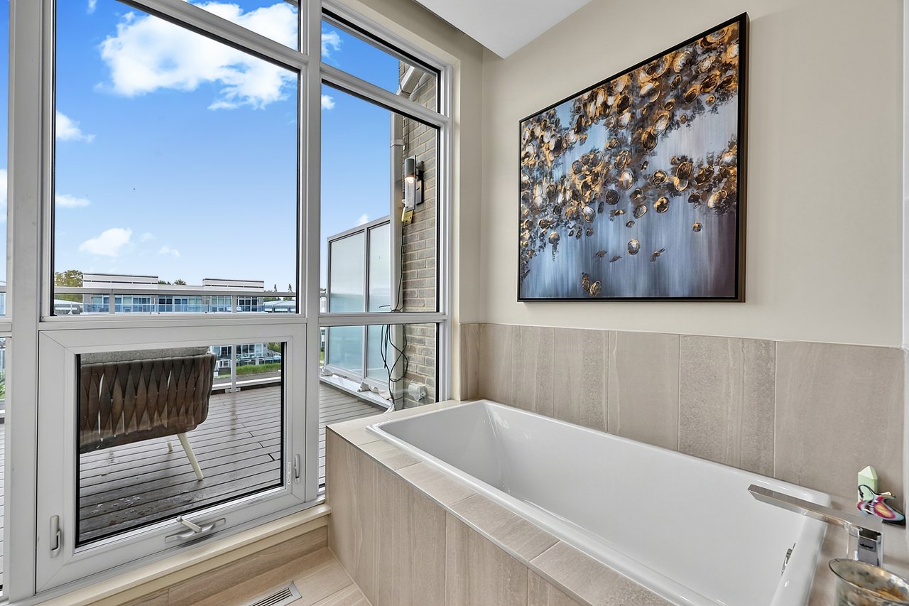 Ferretti Waterfront Townhome