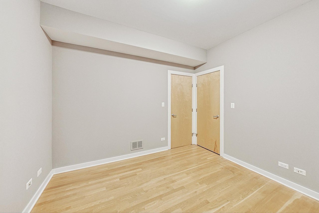 689 N Peoria St Unit 2N