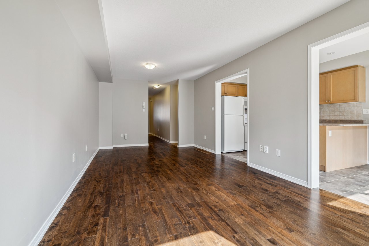 Freehold Townhouse on Quiet Court