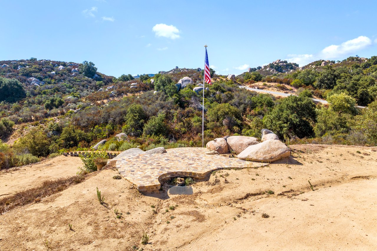 42302 Hacienda Dr.