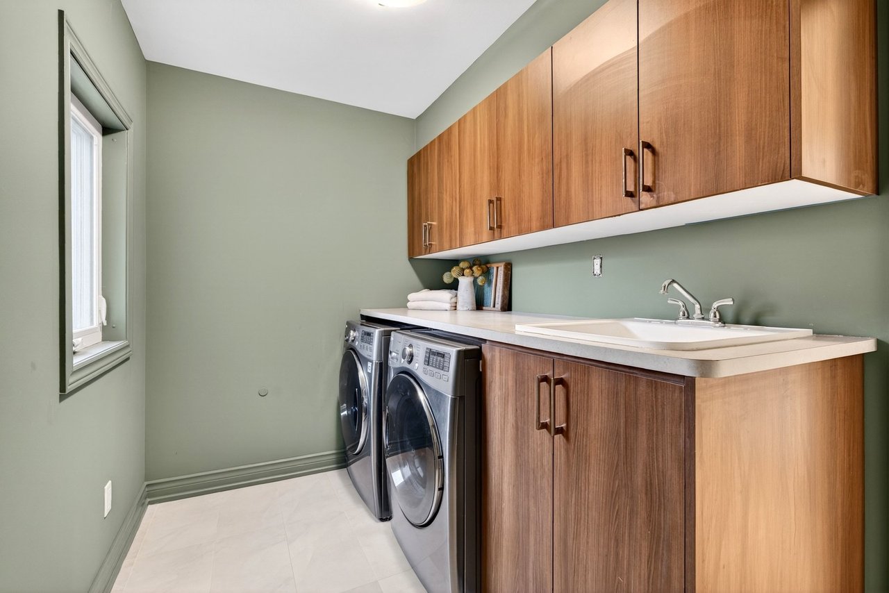 Grand Tyandaga Estate