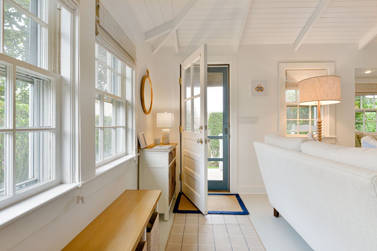 18 West Sankaty Road