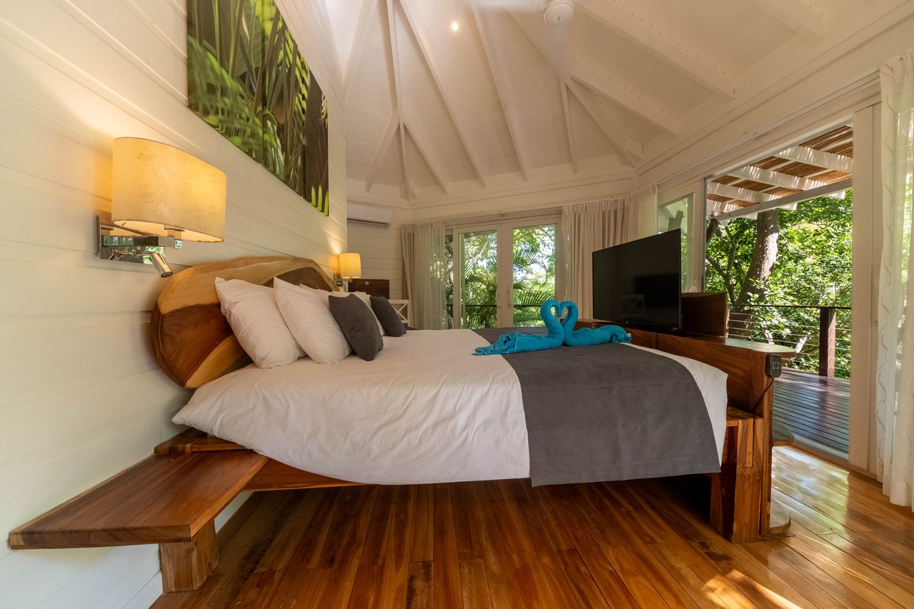 Mikado Natural Lodge | Turnkey Eco Lodge with Ocean Views & Expansion Potential in Guanacaste