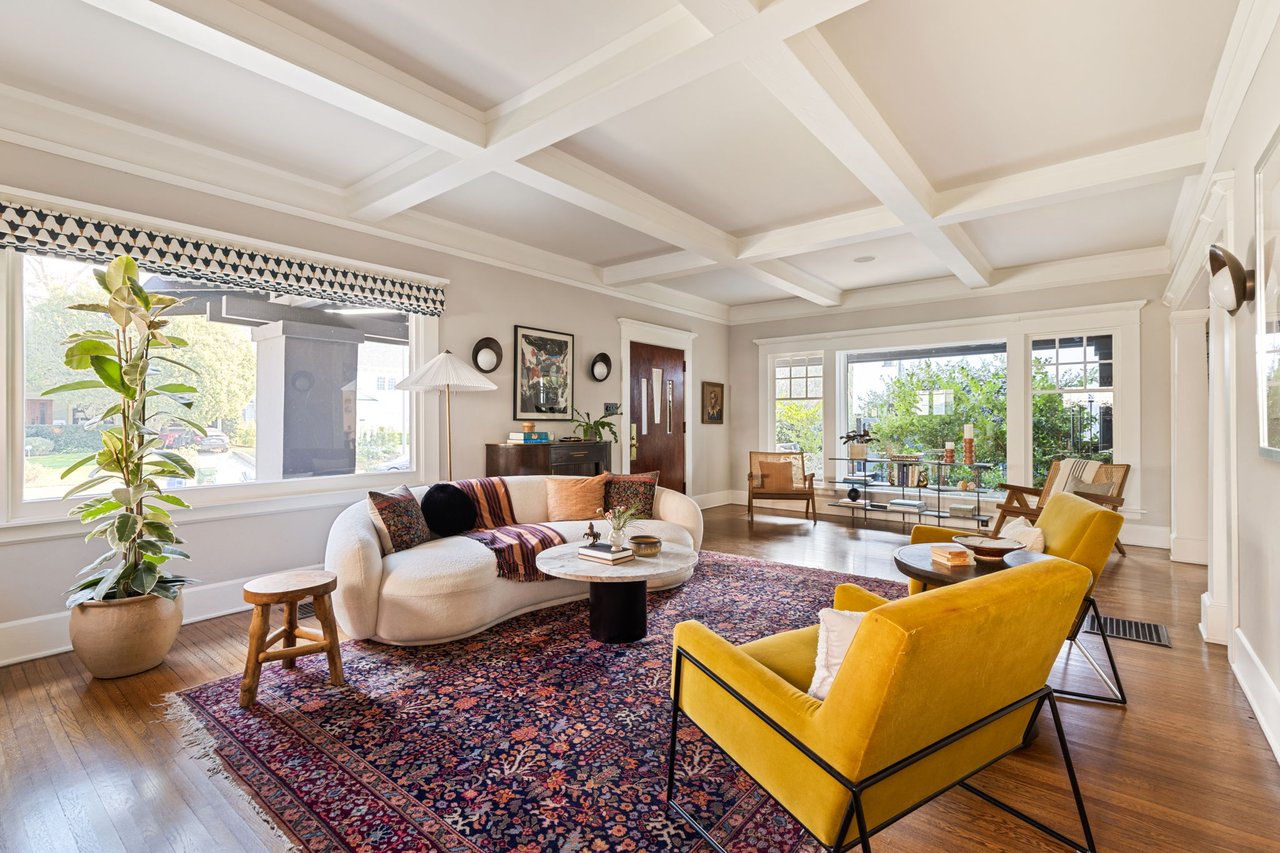 Timeless Craftsman. Larchmont Village